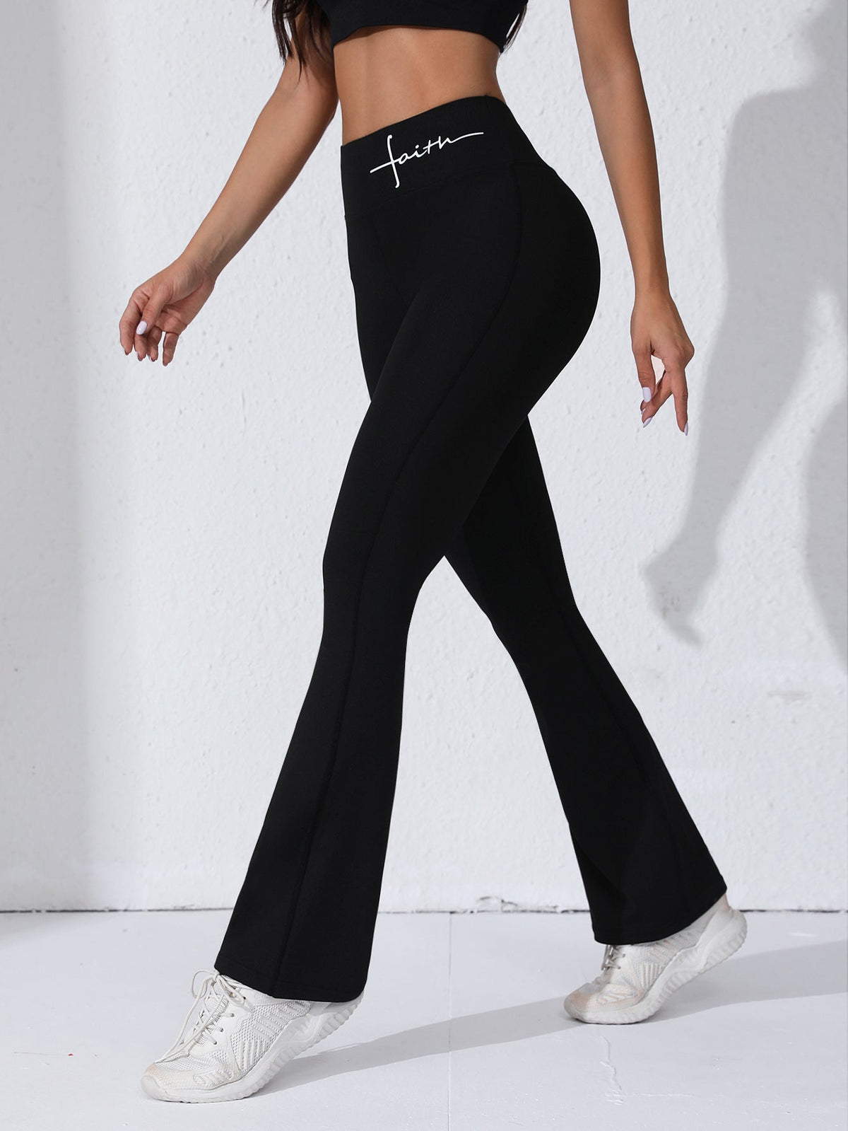 Everyday Flare Leggings