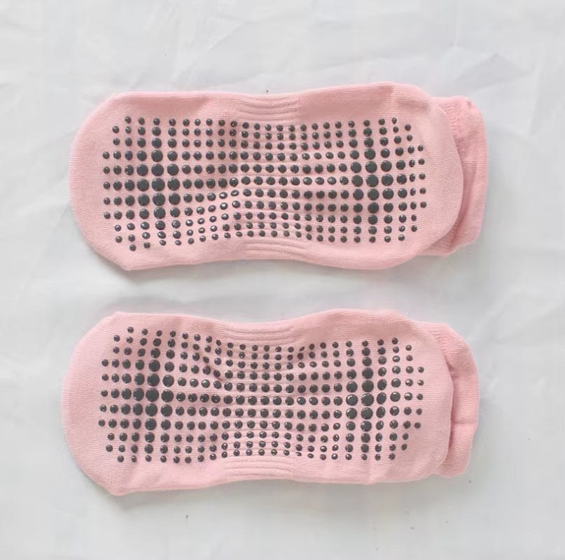 4 Pairs Women Yoga Socks Sports anti Slip Silicone Fitness Professional Training Running Pilates Protecting Heel Ear Short Socks
